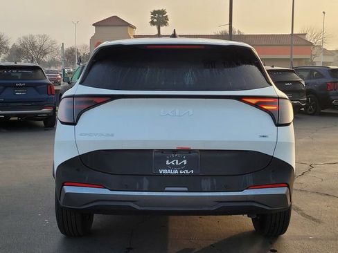 New 2026 Kia Sportage LX image 6