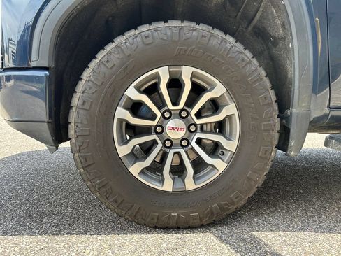 Used 2020 GMC Sierra 1500 AT4 AWD/4WD image 6