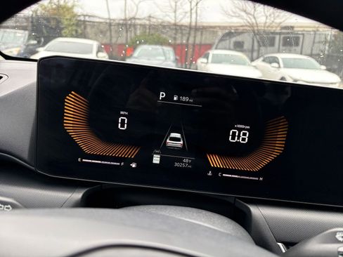 Used 2025 Kia K4 LXS image 38