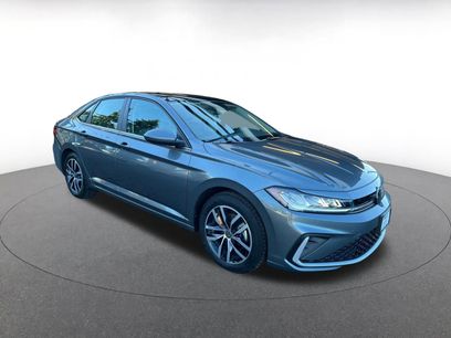 Used 2025 Volkswagen Jetta SE