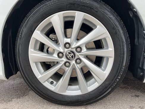 Used 2023 Toyota Camry LE image 12