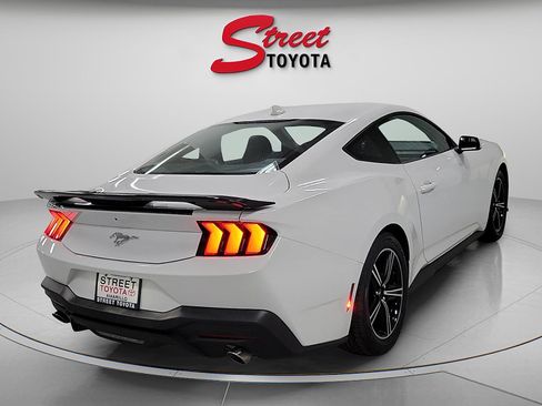 Used 2024 Ford Mustang Premium RWD image 4