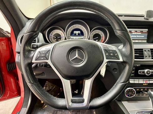 Used 2013 Mercedes-Benz C 250 Sedan image 21