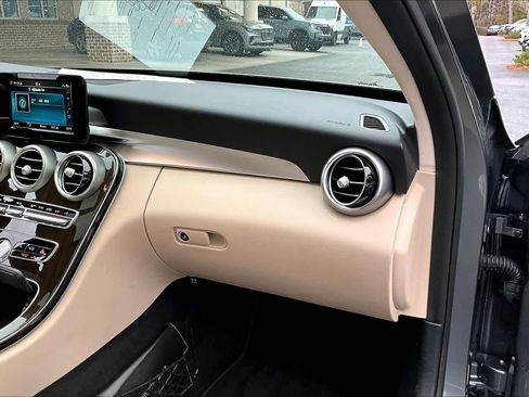 Used 2019 Mercedes-Benz C 300 Sedan image 19