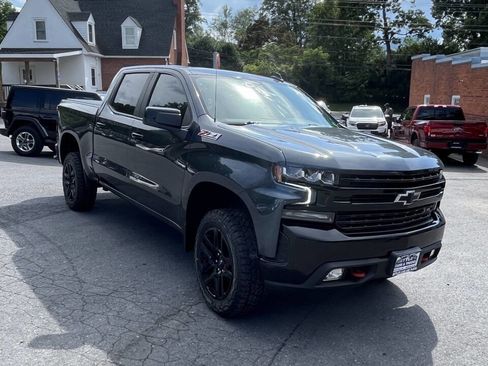 Used 2021 Chevrolet Silverado 1500 LT Trail Boss image 4
