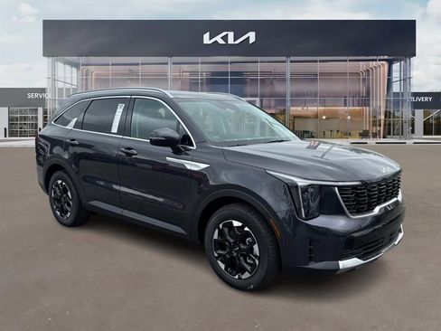 New 2025 Kia Sorento S w/ Panoramic Sunroof Package image 1
