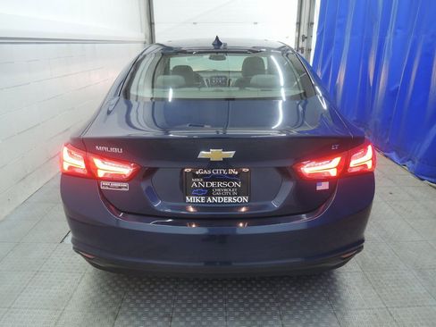 Used 2019 Chevrolet Malibu LT image 9