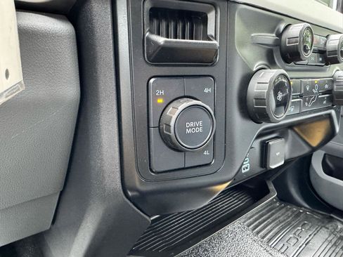 Used 2025 Ford F350 XL w/ XL Chrome Package AWD/4WD image 30