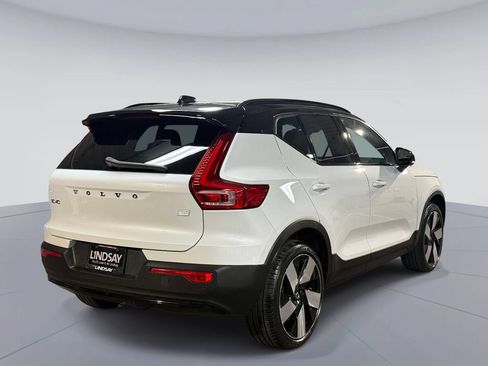 Used 2024 Volvo XC40 Recharge Ultimate w/ Protection Package Premier AWD/4WD image 10