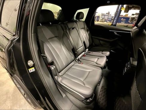Certified 2025 Audi Q7 2.0T Premium Plus w/ Premium Plus Package image 27