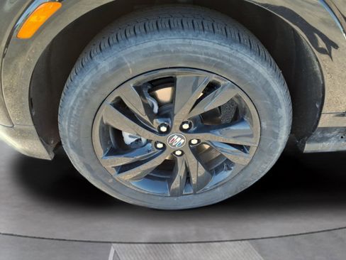 Used 2025 Buick Encore GX Sport Touring w/ Advanced Technology Package image 9