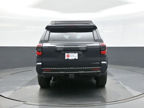 Used 2025 Toyota 4Runner TRD Off-Road Premium image 6