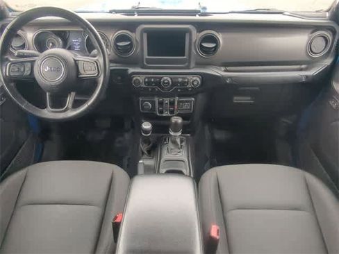 Used 2022 Jeep Gladiator Sport image 15