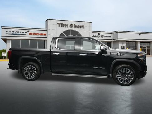 Used 2023 GMC Sierra 1500 Denali Ultimate AWD/4WD image 6