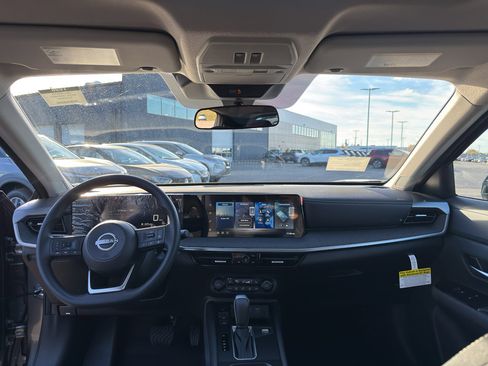 New 2026 Nissan Kicks SV w/ SV Premium Package image 28