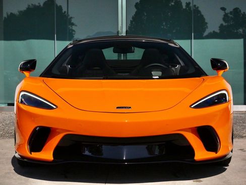 New 2026 McLaren GTS image 2