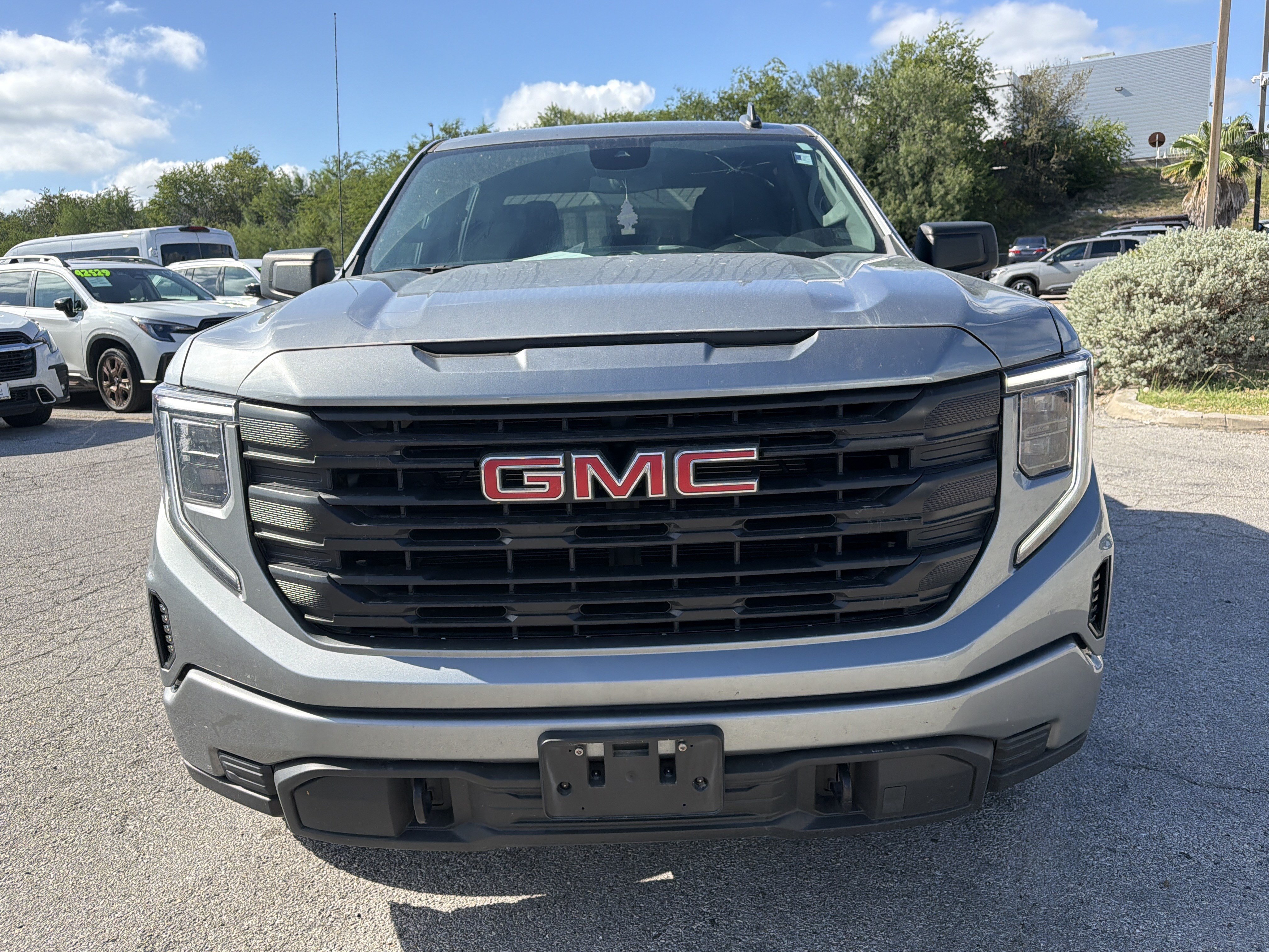 Used 2023 GMC Sierra 1500 Pro w/ Graphite Edition AWD/4WD image 8