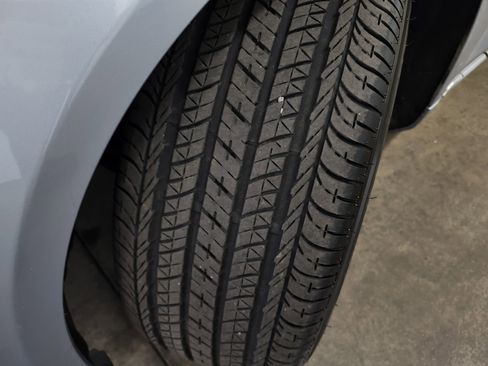 Used 2019 Mercedes-Benz S 560 4MATIC Sedan w/ Premium Package image 31