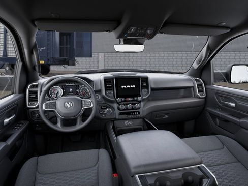 New 2026 RAM 1500 Express AWD/4WD image 3