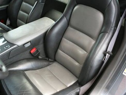Used 2009 Chevrolet Corvette Z06 w/ Preferred Equipment Group RWD image 21