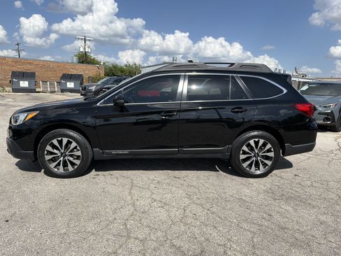 Used 2017 Subaru Outback 2.5i Limited AWD/4WD image 7
