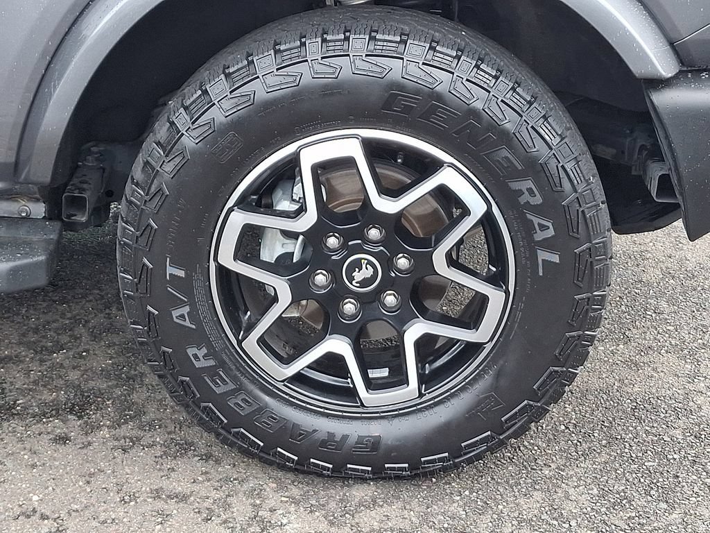 Used 2023 Ford Bronco Outer Banks AWD/4WD image 8