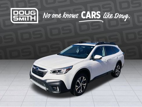 Used 2021 Subaru Outback Limited image 1