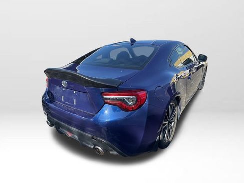 Used 2017 Toyota 86 image 3