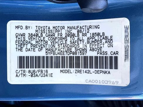 Used 2013 Toyota Corolla LE image 35