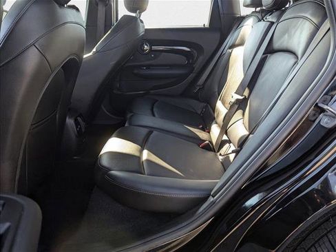 Used 2021 MINI Cooper Clubman S image 19