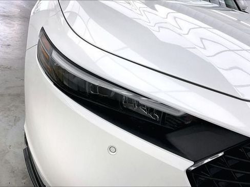 Used 2023 Honda Accord EX-L image 26