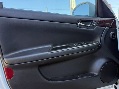 Used 2016 Chevrolet Impala Limited LS FWD image 9