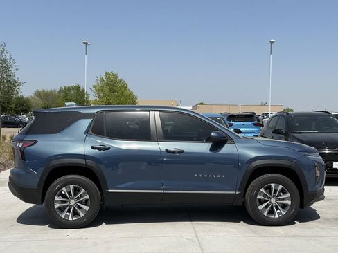 New 2026 Chevrolet Equinox LT image 3