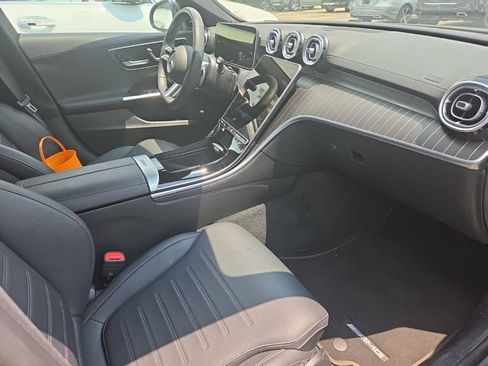 Used 2025 Mercedes-Benz C 300 4MATIC Sedan image 12
