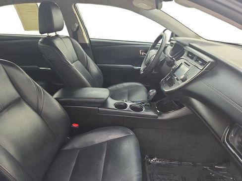 Used 2017 Toyota Avalon XLE w/ Carpet Mat Package FWD image 15