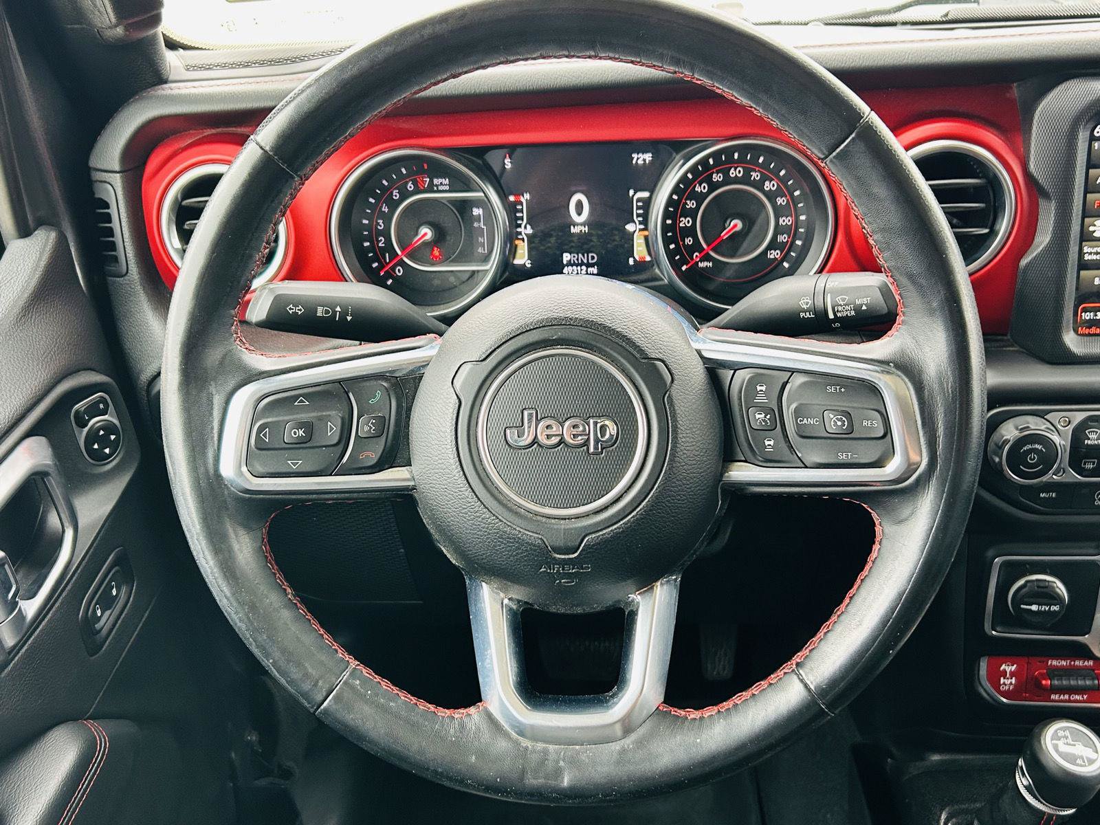 Used 2020 Jeep Gladiator Rubicon AWD/4WD image 15