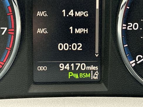 Used 2016 Toyota RAV4 Limited w/ Advanced Technology Package image 8