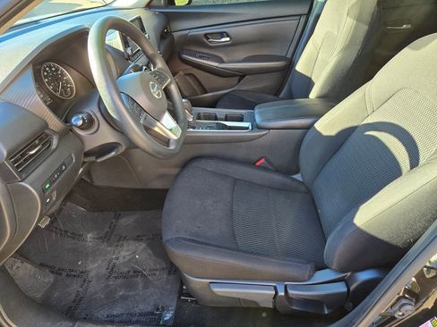 Used 2023 Nissan Sentra S image 11
