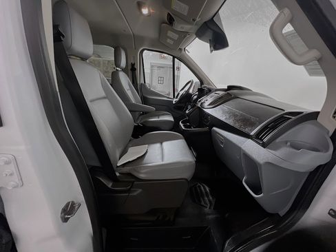 Used 2016 Ford Transit 350 XL RWD image 31