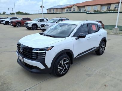 Used 2026 Nissan Kicks SV
