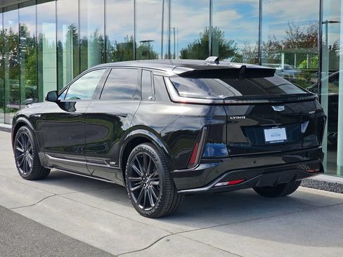 New 2026 Cadillac Lyriq V AWD/4WD image 3