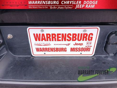 Used 2023 RAM 1500 Laramie image 36