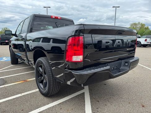 Used 2022 RAM 1500 Express w/ Wheel & Sound Group AWD/4WD image 7