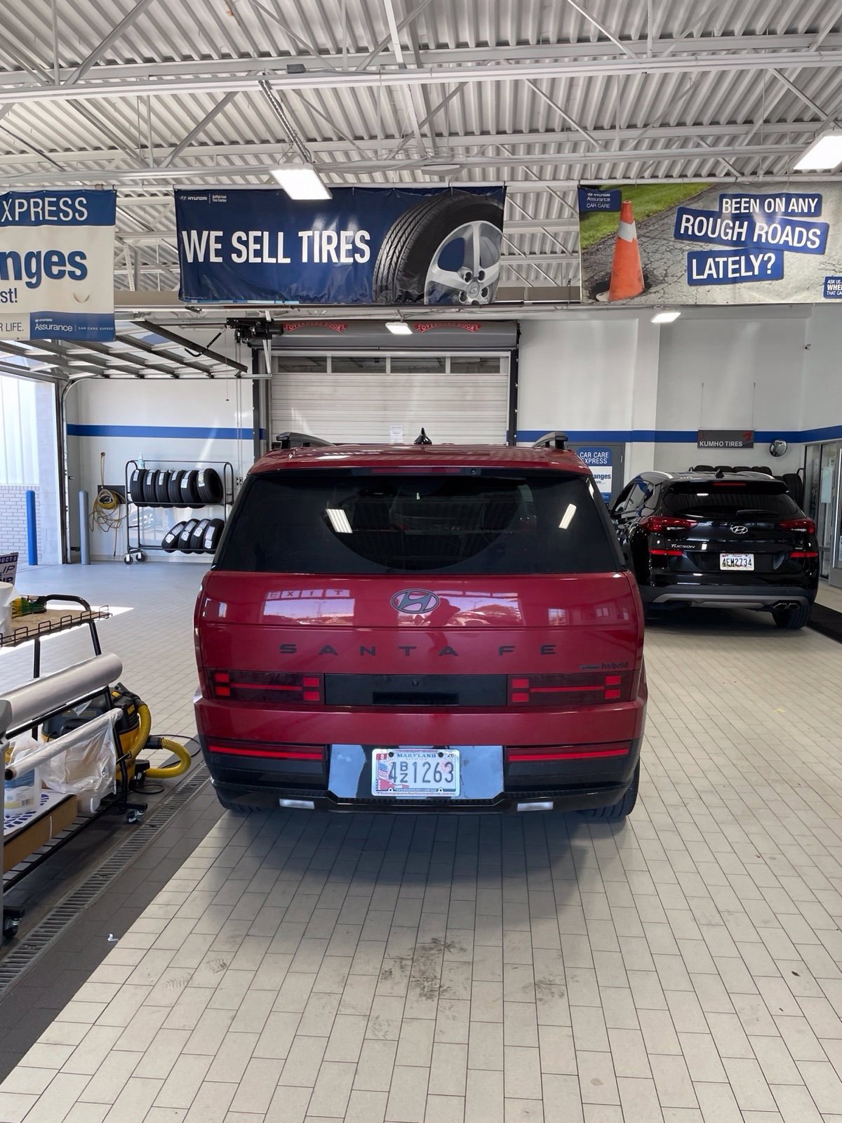 Used 2024 Hyundai Santa Fe Calligraphy AWD/4WD image 5