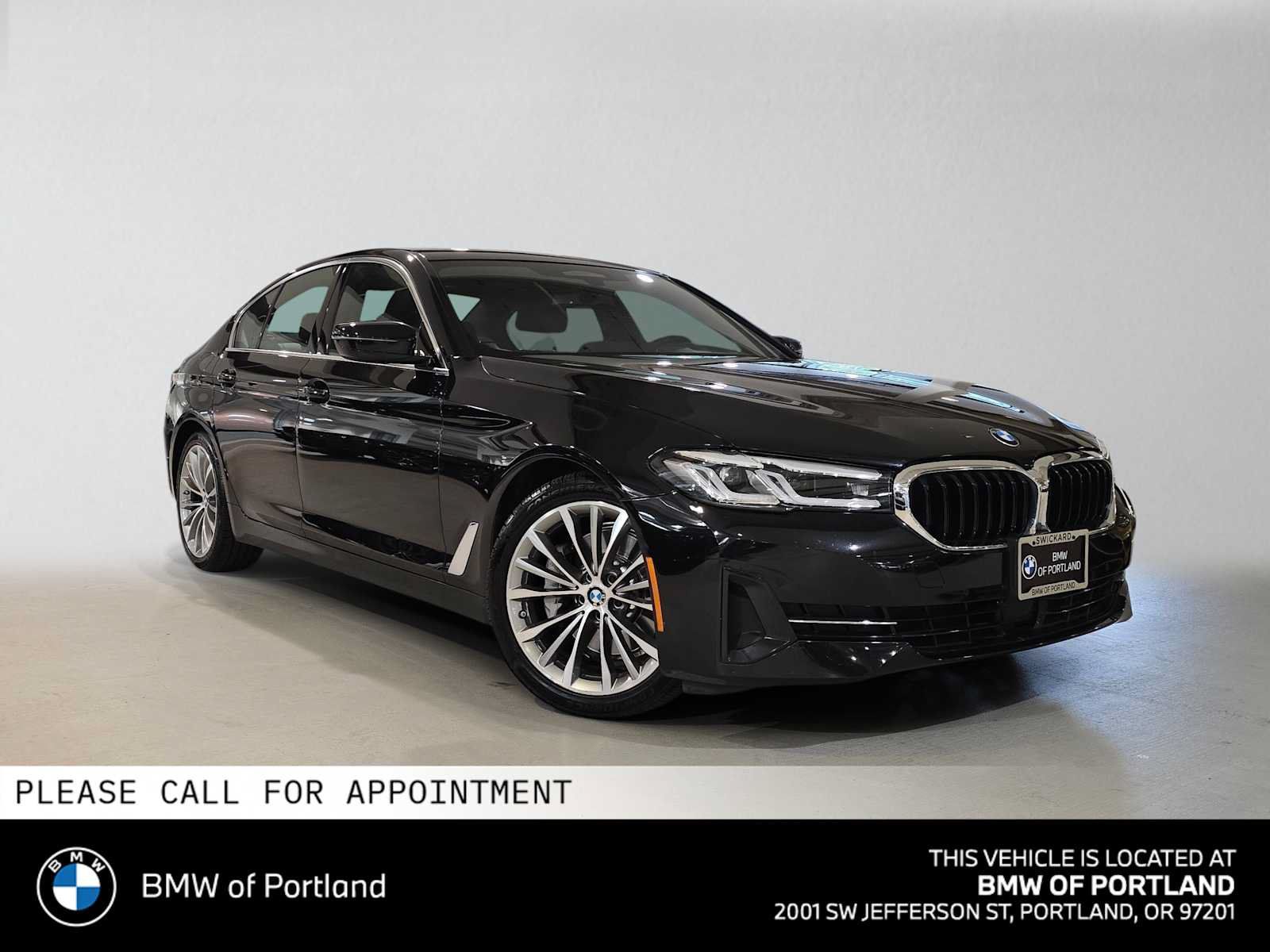 Used 2023 BMW 530i xDrive AWD/4WD image 1