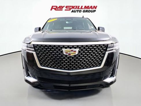 Used 2023 Cadillac Escalade ESV Premium Luxury w/ Performance Package image 2