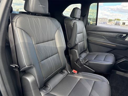 New 2026 Buick Enclave Avenir w/ Super Cruise Package image 38