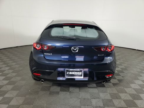 Used 2020 MAZDA MAZDA3 Hatchback image 5