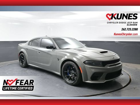 Used 2023 Dodge Charger SRT Hellcat RWD image 1