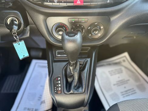 Used 2018 RAM ProMaster City Tradesman FWD image 18
